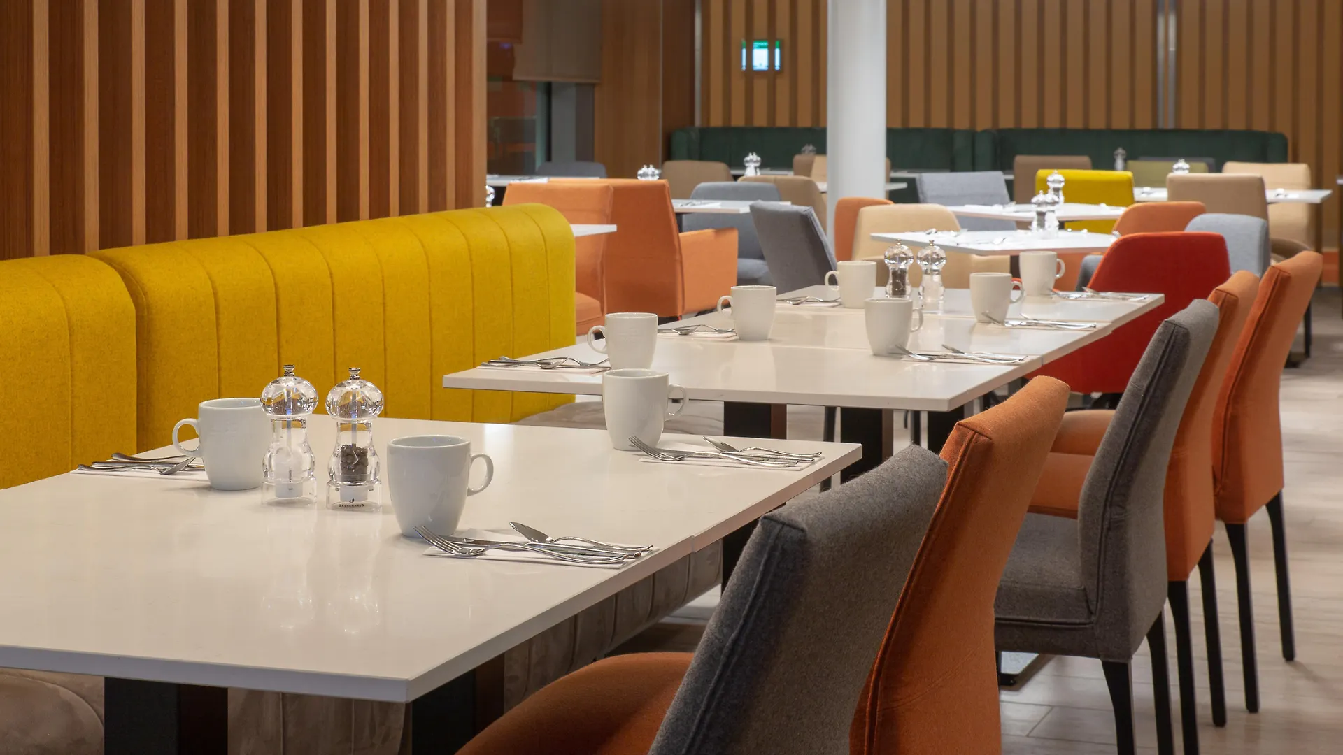 Hotel Holiday Inn Berlin Airport - Conference Centre By Ihg Schönefeld
